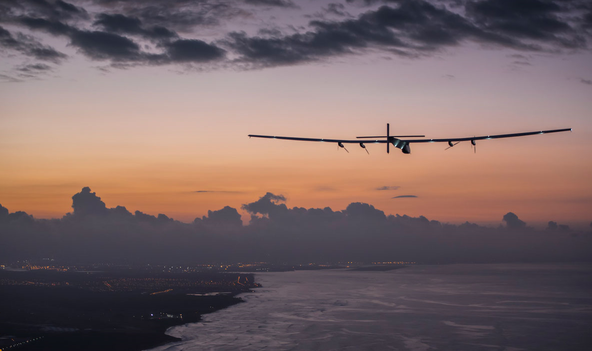  Avión Solar Impulse demuestra que el transporte comercial puede valerse del desarrollo de las energías renovables