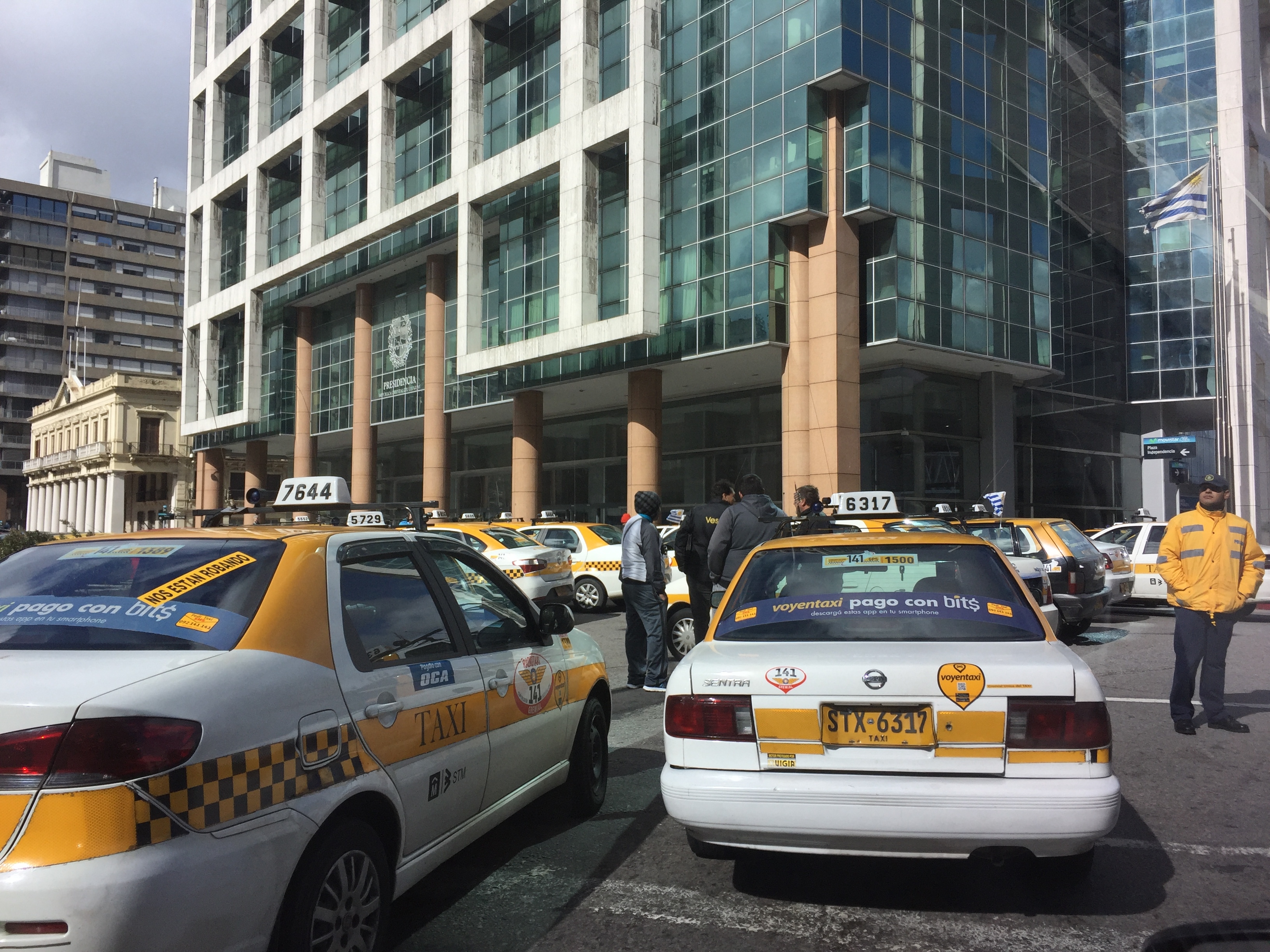  Taxista que agredió a chofer de Uber fue procesado sin prisión