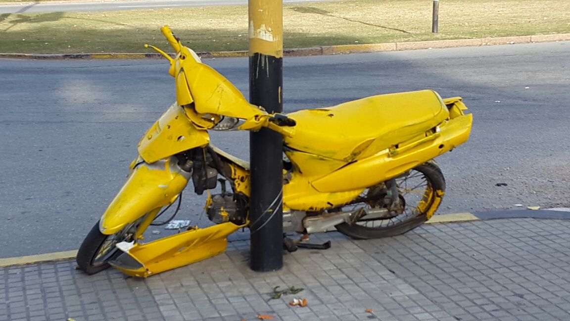  ¿Por qué hay motos amarillas abandonadas en algunos puntos de Montevideo?