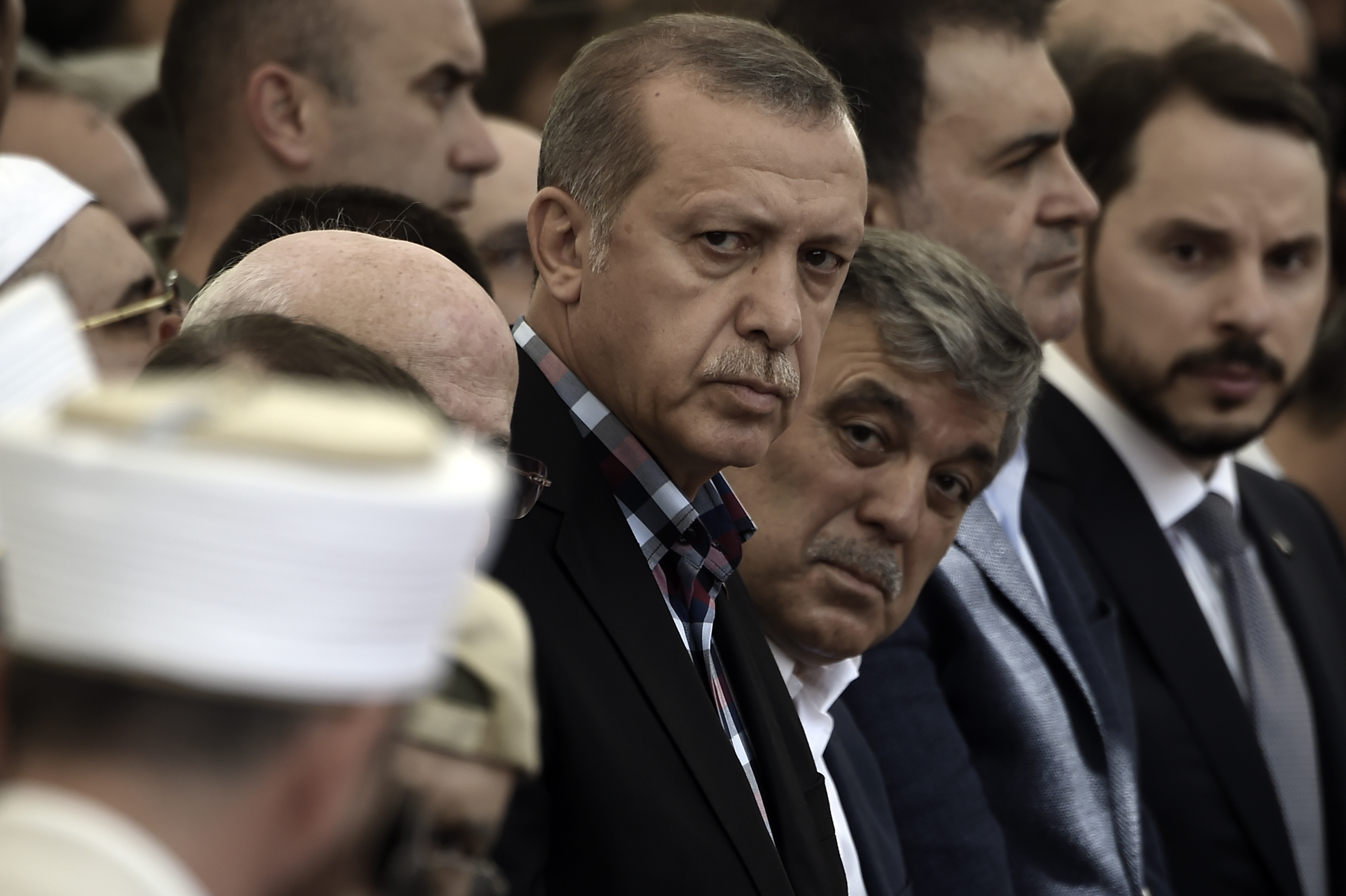  Turquía: Erdogan inicia purga tras el fallido golpe de Estado del viernes pasado