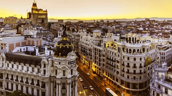  Tripulacción: Ciudades emblemáticas: Madrid