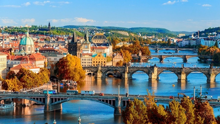  Testimonios del confinamiento desde Europa: Praga y Madrid