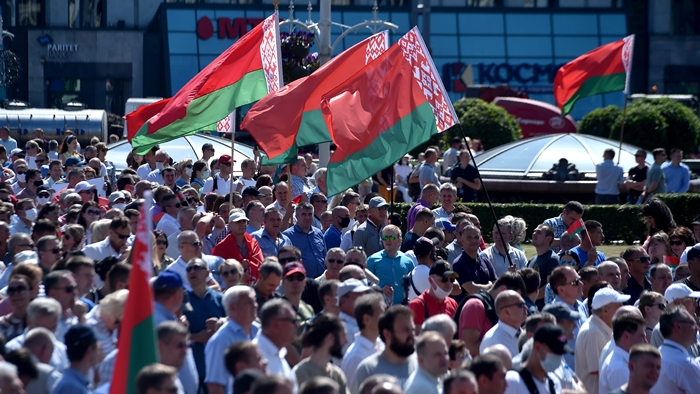  Protestas en Bielorrusia ponen al presidente Lukashenko contra las cuerdas