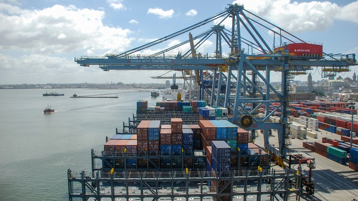  Acuerdo Estado-Katoen Natie: Unión de Exportadores pide crear organismo de control en el puerto de Montevideo que garantice tarifas competitivas con terminales de la región