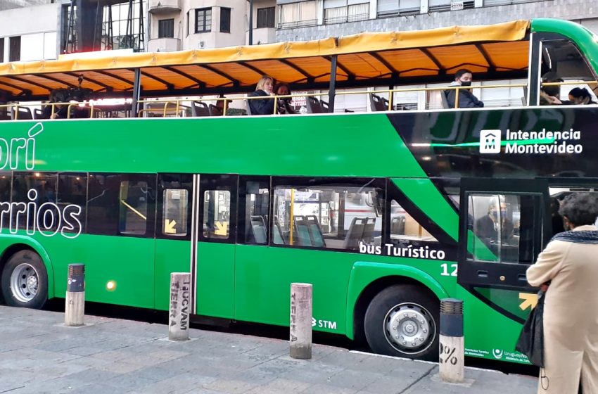  Los Ojos de la Radio: El nuevo Bus Turístico de Montevideo se enfoca en los locales