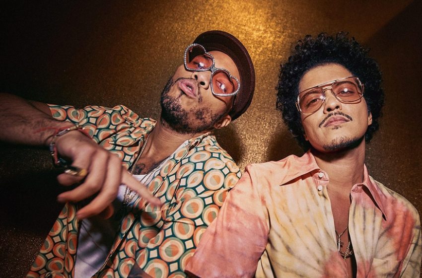  La Música del Día: Silk Sonic, un duo de R&B modo retro