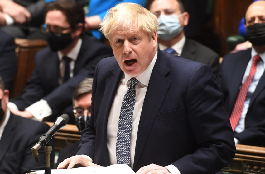  Reino Unido: Opositores y correligionarios piden renuncia a Boris Johnson por una fiesta realizada durante el rígido confinamiento de 2020