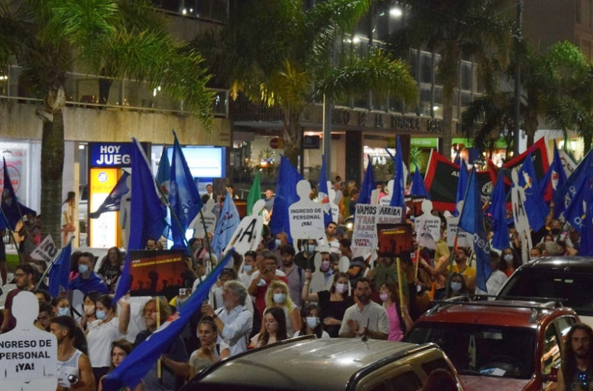  AEBU realizó “Marcha de la resistencia” en Punta del Este