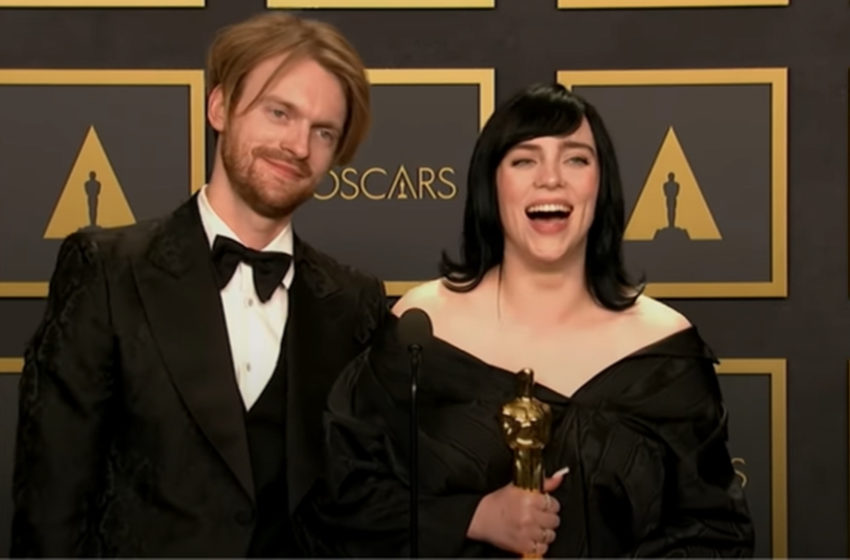  La Música del Día: Billie Eilish gana el Oscar a «Mejor Canción Original»