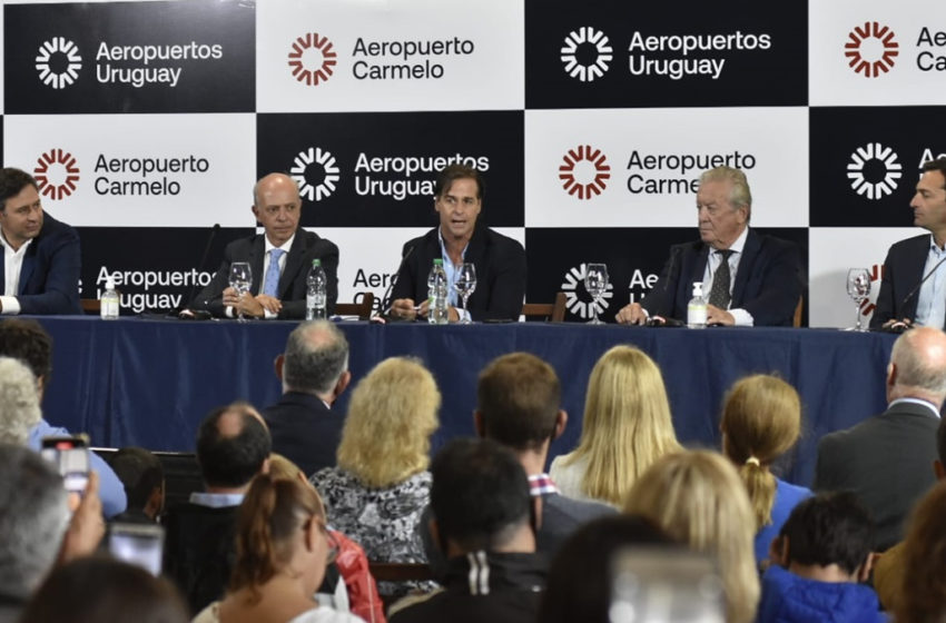  Aeropuertos Uruguay colocó la piedra fundacional del nuevo Aeropuerto Internacional de Carmelo