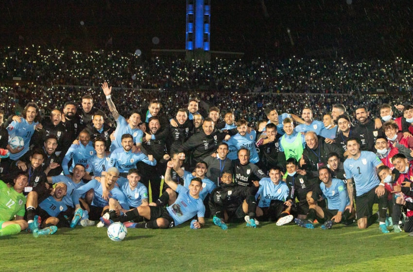  Uruguay se impuso ante Perú 1 a 0 y clasificó de forma directa al mundial de Qatar. Entrevista con Miguel Brechner y Leonardo Costa
