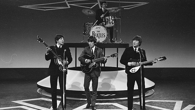  Tiempo de Beatles: Continuamos revisitando el «I was there», un libro que recopila anécdotas de los fans