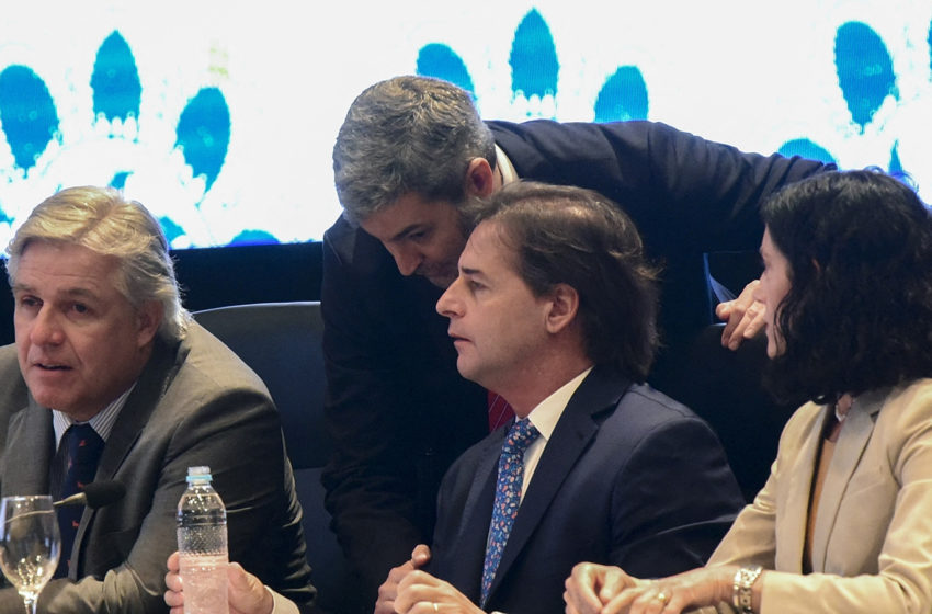  Mercosur: ¿Qué implica que Uruguay no firmara la declaración final? ¿Qué se dijo sobre el TLC con China? Análisis del «segundo tiempo» de la cumbre, con Nicolás Pose
