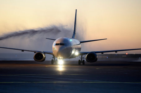 Nicolas Rodriguez/ URUGUAY/ MONTEVIDEO/ AEROPUERTO CARRASCO 
En la foto, Avion de Alas Uruguay a su llegada de bautismo al Aeropuerto Internacional de Carrasco.  Foto: Nicolás Rodriguez /adhocFotos
2015 – 11 de marzo – miercoles