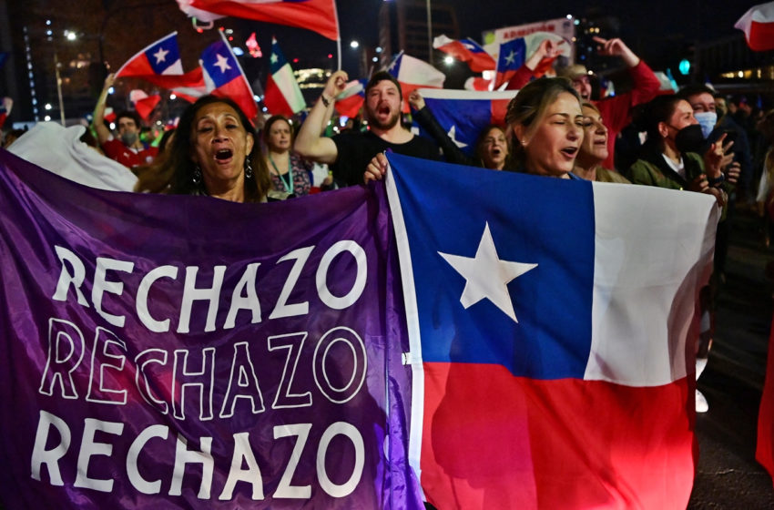  Chile: Rechazo a la nueva constitución triunfó con holgura en plebiscito