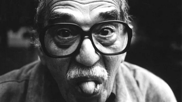 La Tertulia de Colección: Proyecto de ley para que «A don José» se cantara en las escuelas, la muerte de Gabriel García Márquez y 70 años de la transmisión radial de «La guerra de los mundos»