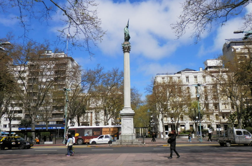  Montevideo celebra por primera vez el Día las Plazas