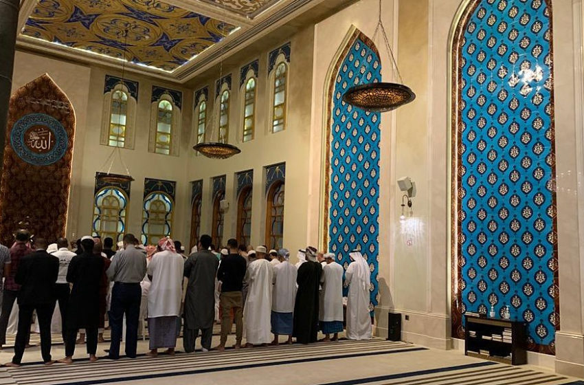  Nuestro corresponsal en Doha visitó la mezquita azul y nos cuenta sobre la presencia de la religión en la cotidianidad en Qatar