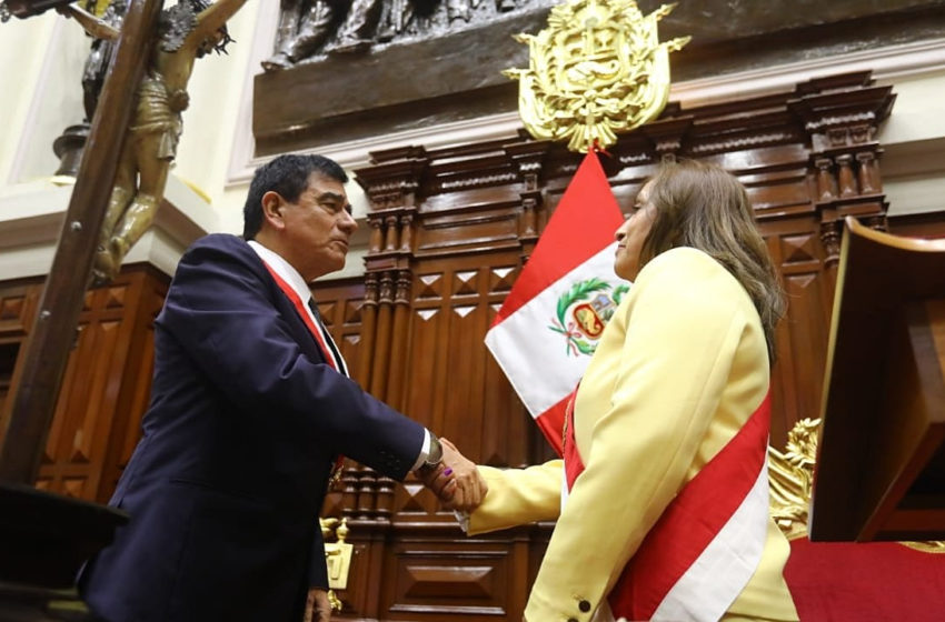  Congreso de Perú destituyó al presidente Castillo, al que acusa de dar un “golpe de Estado”