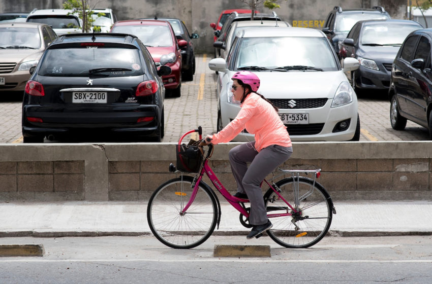  ¿Qué lugar debe tener la bicicleta en el tránsito? ¿Cuánto espacio deben resignar los peatones o los automóviles para promover este medio de transporte? Entrevista con los colectivos Ciudad Abierta y Bicivilizados