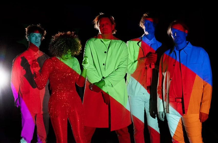  La Música del Día – We, el último disco de Arcade Fire que vuelve a su esencia