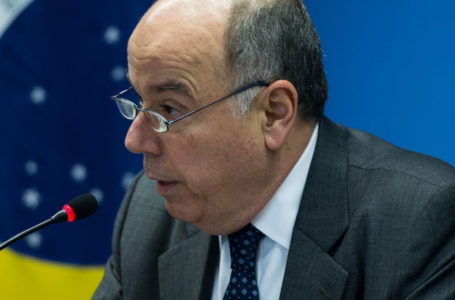 O ministro das Relações Exteriores, Embaixador Mauro Vieira, fala à imprensa sobre a execução, pela Justiça da Indonésia, do cidadão brasileiro Marco Archer Cardoso Moreira (Marcelo Camargo/Agência Brasil)