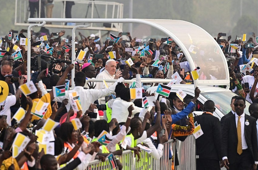  Visita del papa al Congo y Sudán del Sur: «El futuro de la Iglesia Católica está en África, porque es el único lugar en el que está creciendo»