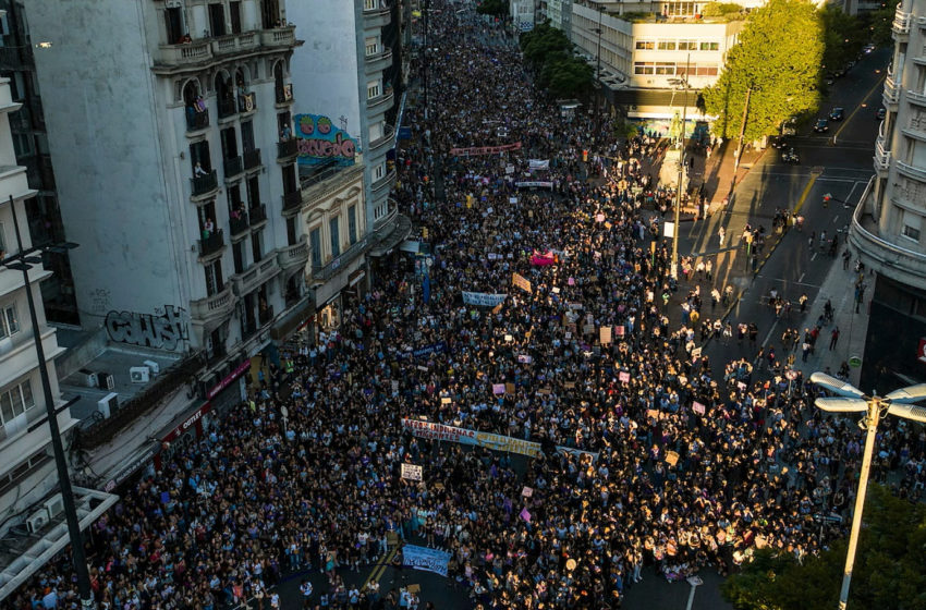 8 de Marzo: PIT-CNT convoca paro de mujeres bajo la consigna “feminismo de clase, antirracista y anticapitalista”