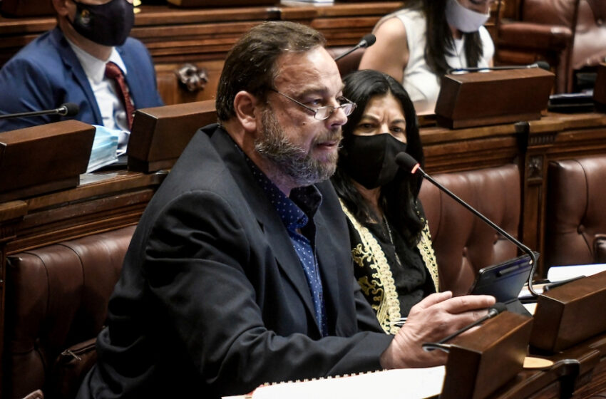  Proyecto de reparación a víctimas de la guerrilla: «Es necesaria desde hace años» y el Estado se debe hacer responsable «por omisión», dice diputado Carlos Testa (CA)