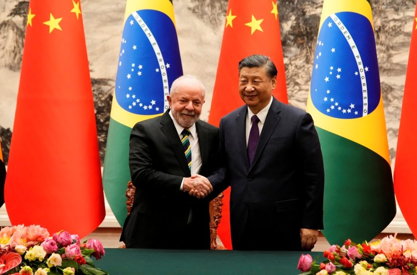  Visita de Lula a China y EAU provocó tensiones entre Brasil y Estados Unidos
