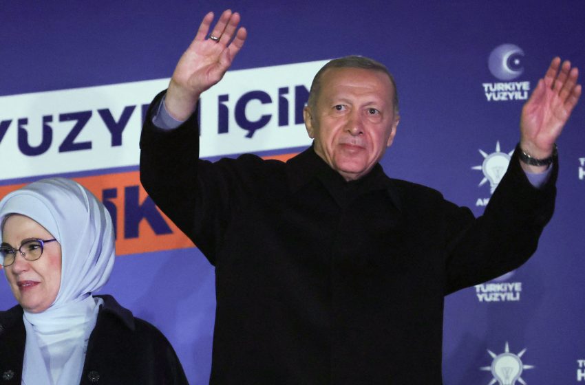  LHG: Las elecciones en Turquía / Israel se decide lentamente por el autoritarismo