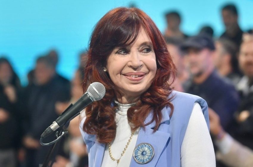  Cristina Fernández realizó el primer gran acto de campaña oficialista sin definiciones electorales. Análisis con Fernando Gutiérrez
