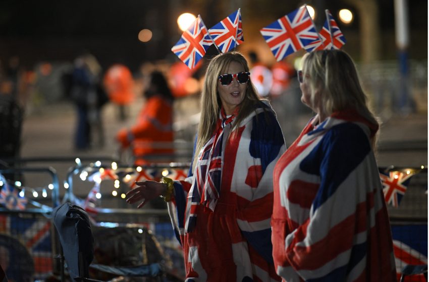  ¿Cómo viven los británicos la coronación de Carlos III? ¿Que está sucediendo en las calles de Londres? La visión de James McKeigue y Clementina Aguerre