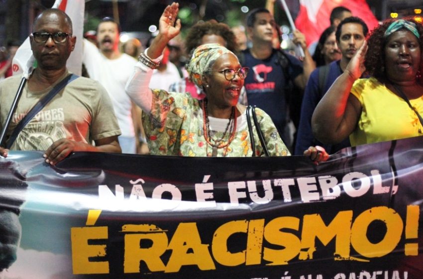  Insultos racistas contra Vinicius en la Liga Española de Fútbol generan repudio mundial