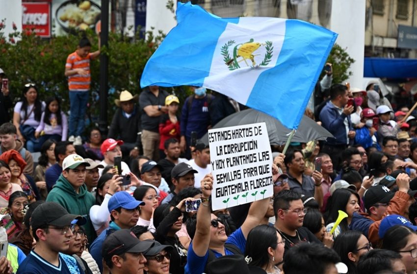  Guatemala: Segunda vuelta electoral en medio de denuncias de “golpe de Estado”