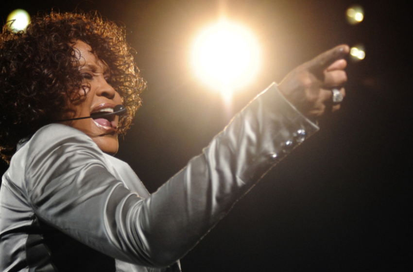  La Música del Día: Un día como hoy en 1963 nacía la inigualable Whitney Houston