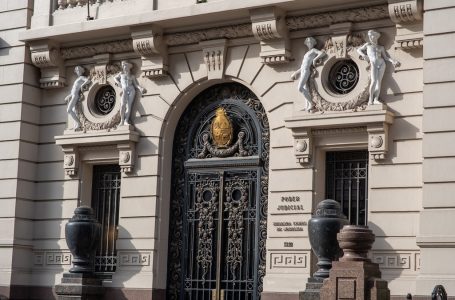 20220806 / URUGUAY / MONTEVIDEO /       Palacio Piria, sede de la Suprema Corte de Justicia. Foto: Ricardo Antúnez / adhocFOTOS