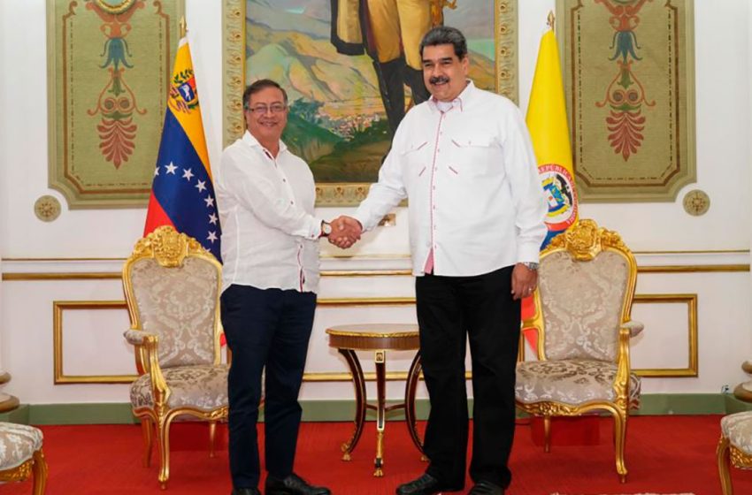  Las elecciones lejanas de Maduro y demasiado cerca de Petro