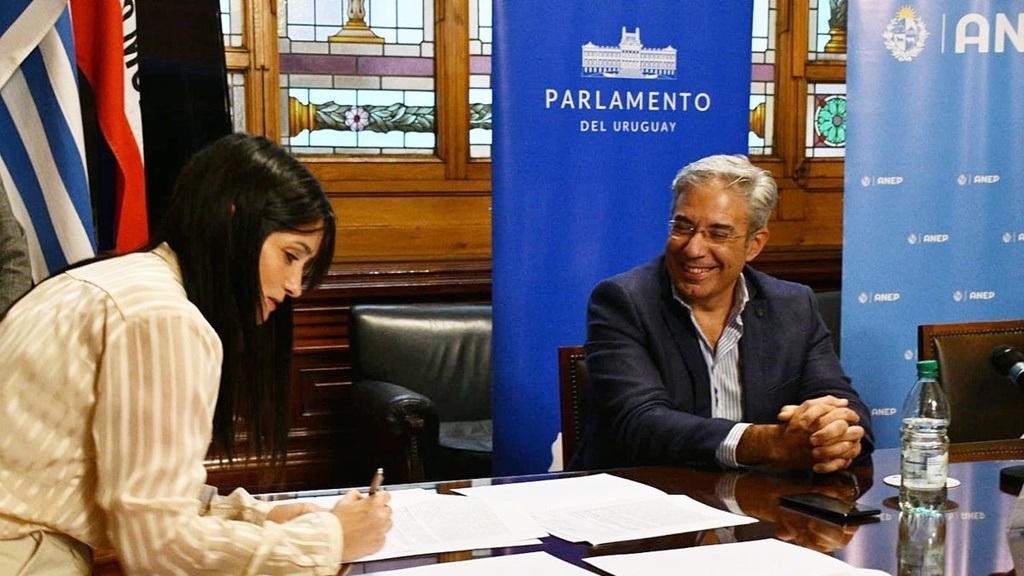 FA no vota venia de Virginia Cáceres para presidenta de ANEP