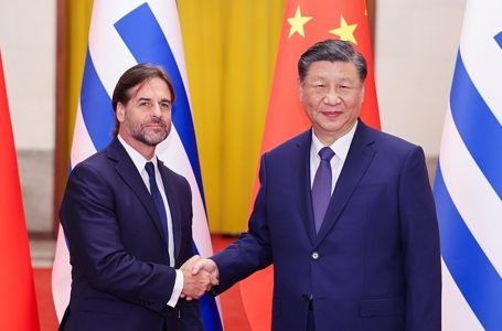 Foto: Cuenta Oficila de Twitter del Embajador de China en Uruguay