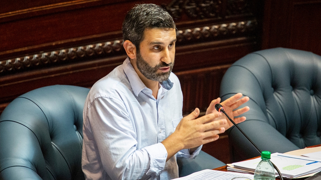 Caso Cardama: Daniel Caggiani (FA) afirma que tras interpelación a la ministra Lazo quedó evidenciado que “funcionarios políticos junto con actores empresariales hicieron una trama para defraudar al estado uruguayo”