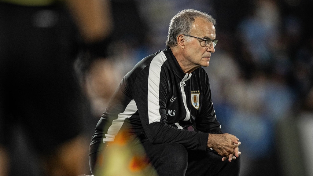 Marcelo Bielsa / Foto: X de la Selección Uruguaya (@Uruguay)