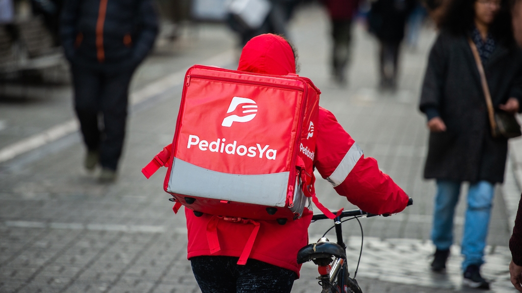 Condiciones de trabajo en Uber, PedidosYa y otras palataformas digitales: La reglamentación es “un avance” y “sumamente positiva” para los trabajadores, dice abogado laboralista