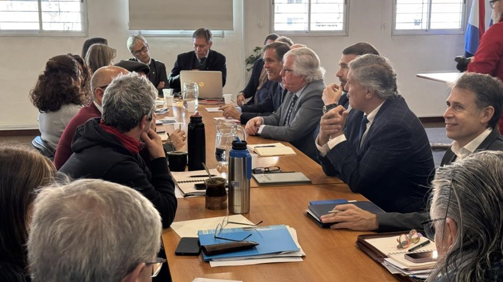 Gobierno presentó lineamientos de la nueva ronda salarial con foco en empleo y salarios más bajos. Foto: Presidencia.