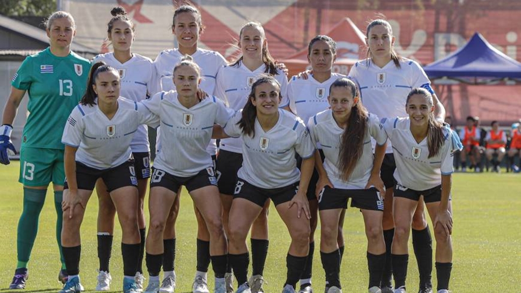 Comienza la Copa América Femenina en Ecuador: Uruguay debuta ante el anfitrión. Con Sebastián Moreira (Por Decir Algo)