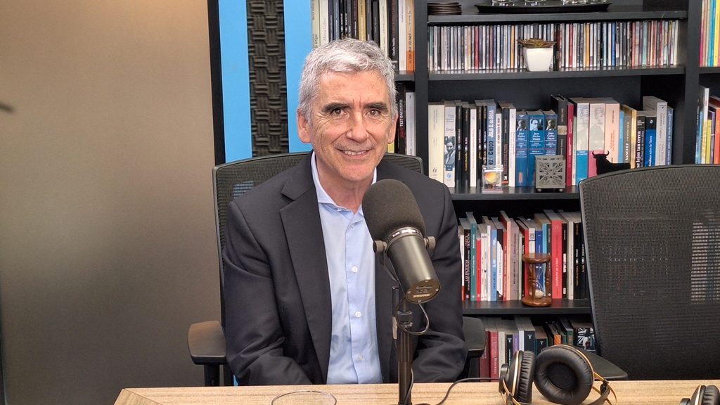 El chileno Carlos Peña, abogado, filósofo, sociólogo, docente y escritor