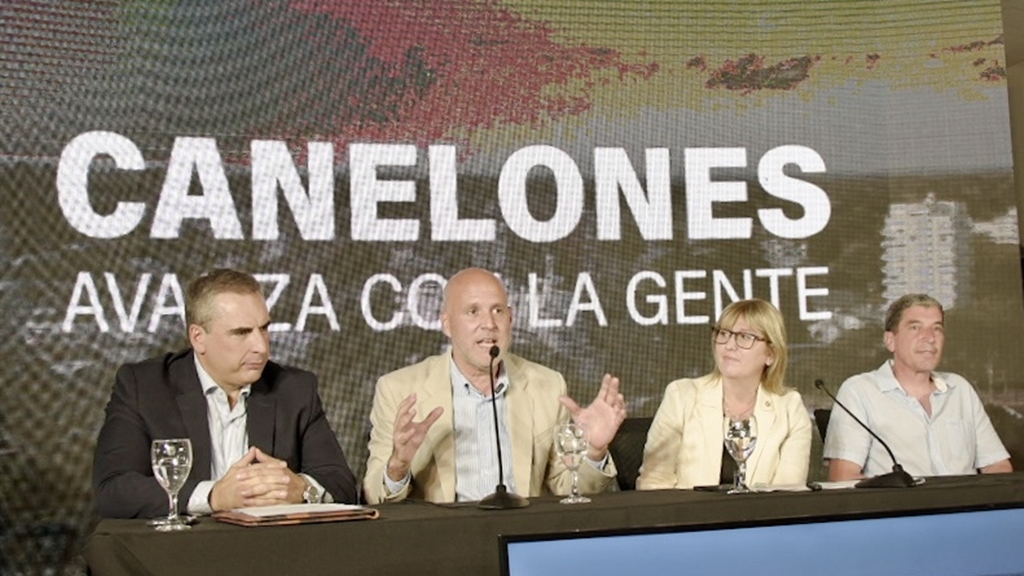 Gobierno nacional y la Intendencia de Canelones anunciaron ayer un conjunto de obras que marcarán un “shock de infraestructura” en la costa del departamento. Foto: Gobierno de Canelones