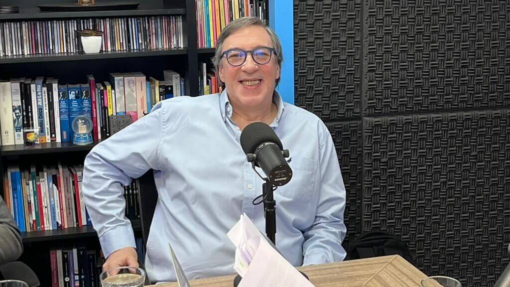 Amílcar Perea. Presidente de la CUTI, general Manager de Inswicht, y Lic. en Sistemas.