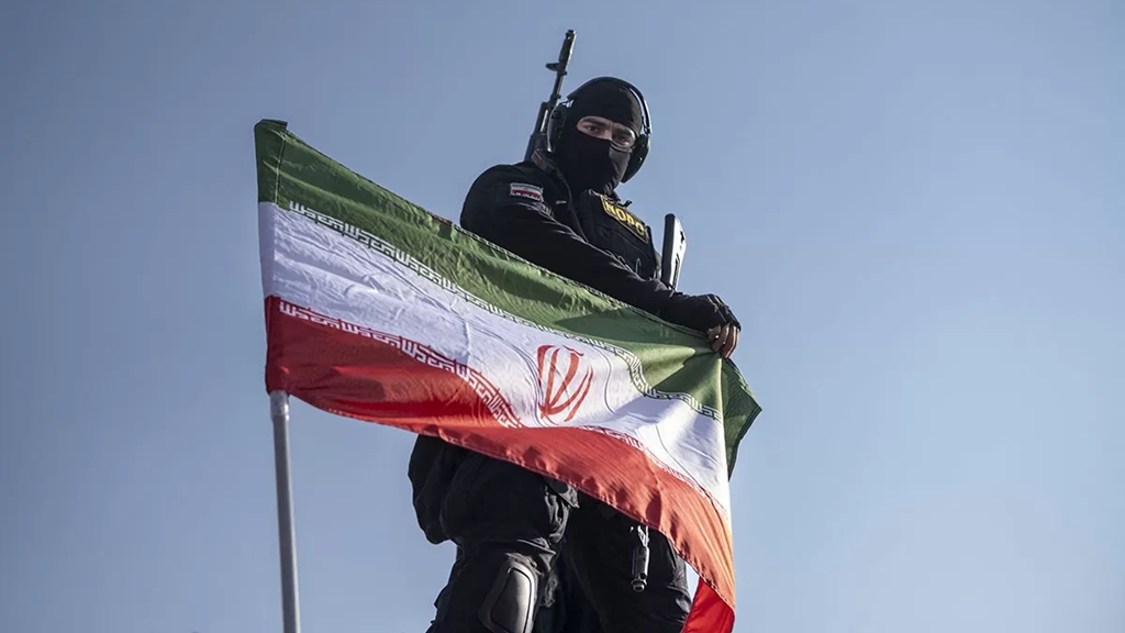 Para Irán es una victoria que EEUU e Israel, las potencias militares más grandes del mundo, “no puedan derrocar su régimen”, dice Susana Mangana