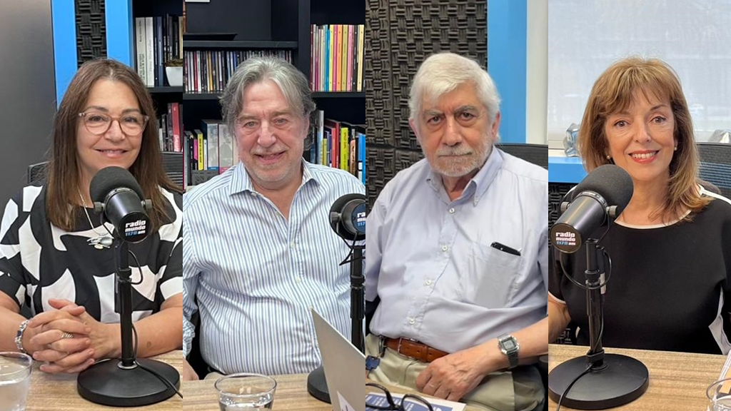 La Tertulia de los Viernes con Marcia Collazo, Víctor Ganón, Juan Grompone y Ana Ribeiro.
